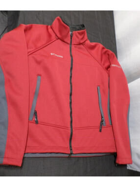 EUC COLUMBIA SPORTSWEAR COMPANY TITANIUM FULL ZIP MOCKNECK RED JACKET MEDIUM